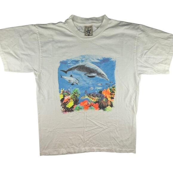 Vintage Underwater Scene T-Shirt Dolphins Sea Turtle Fish Coral Ocean Tee Large - Picture 1 of 5